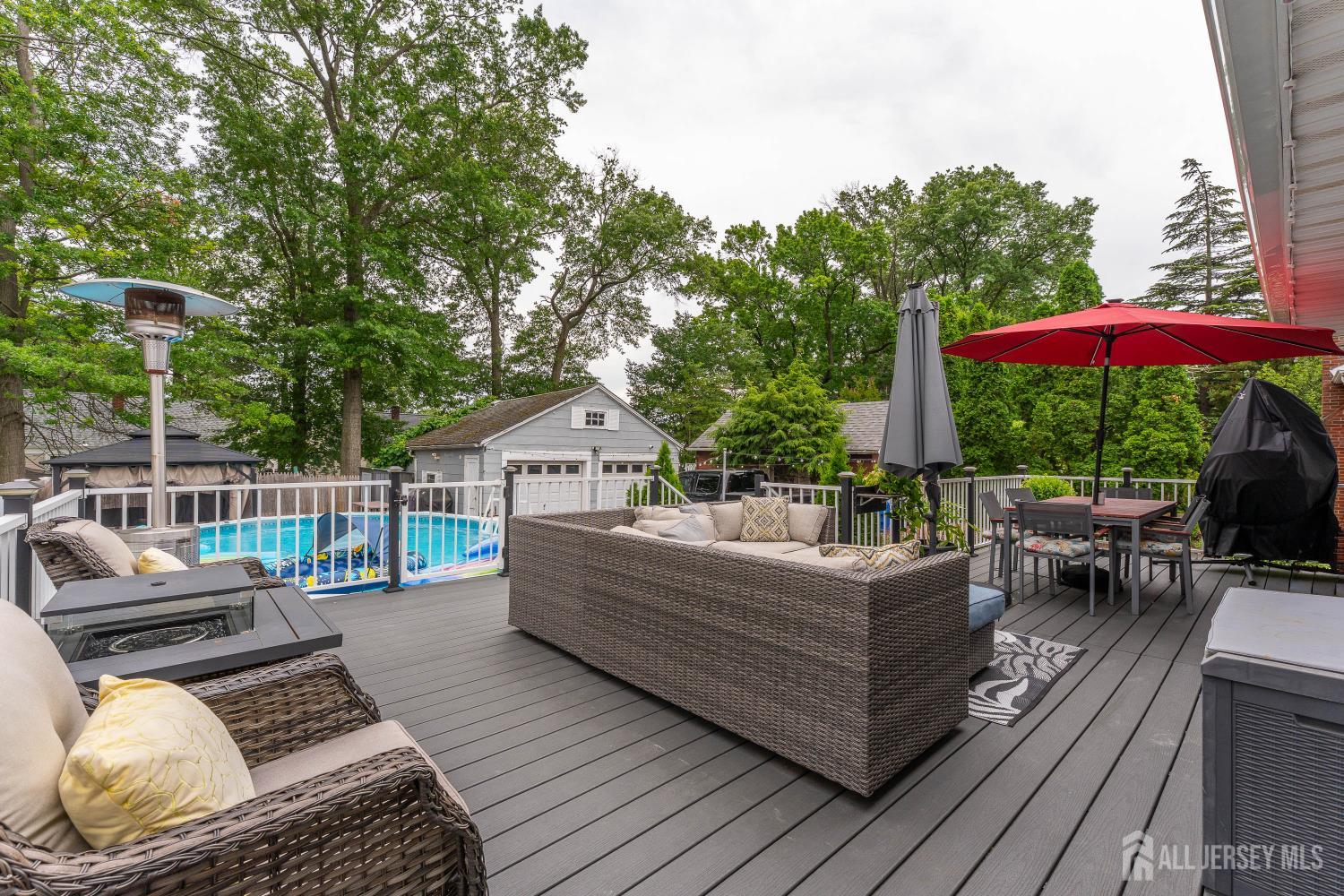 566 E Woodbridge Avenue Avenel NJ 07001