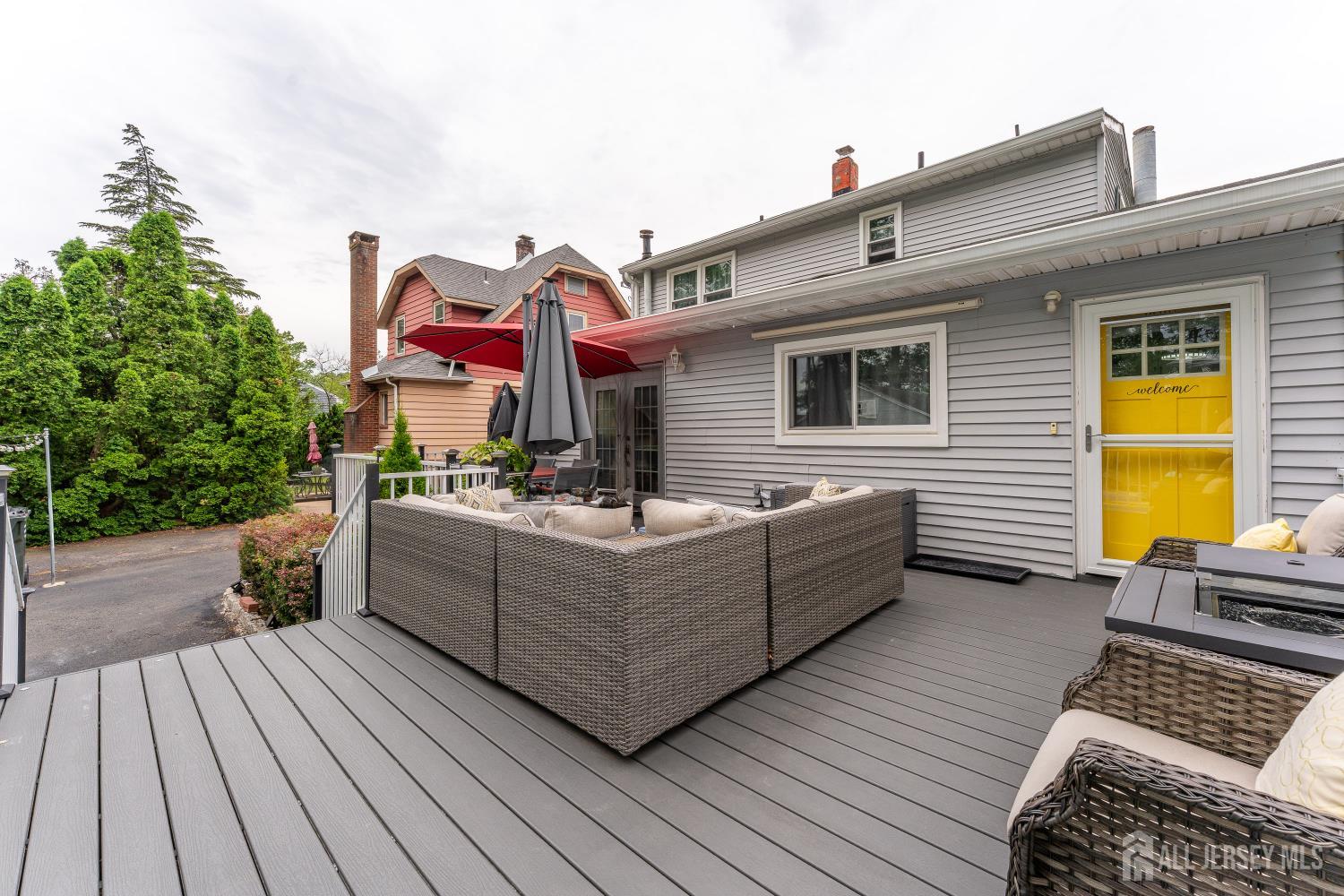 566 E Woodbridge Avenue Avenel NJ 07001