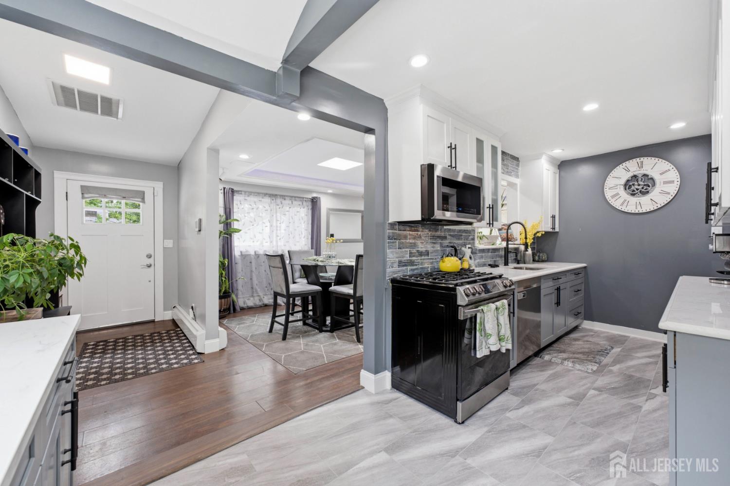 566 E Woodbridge Avenue Avenel NJ 07001