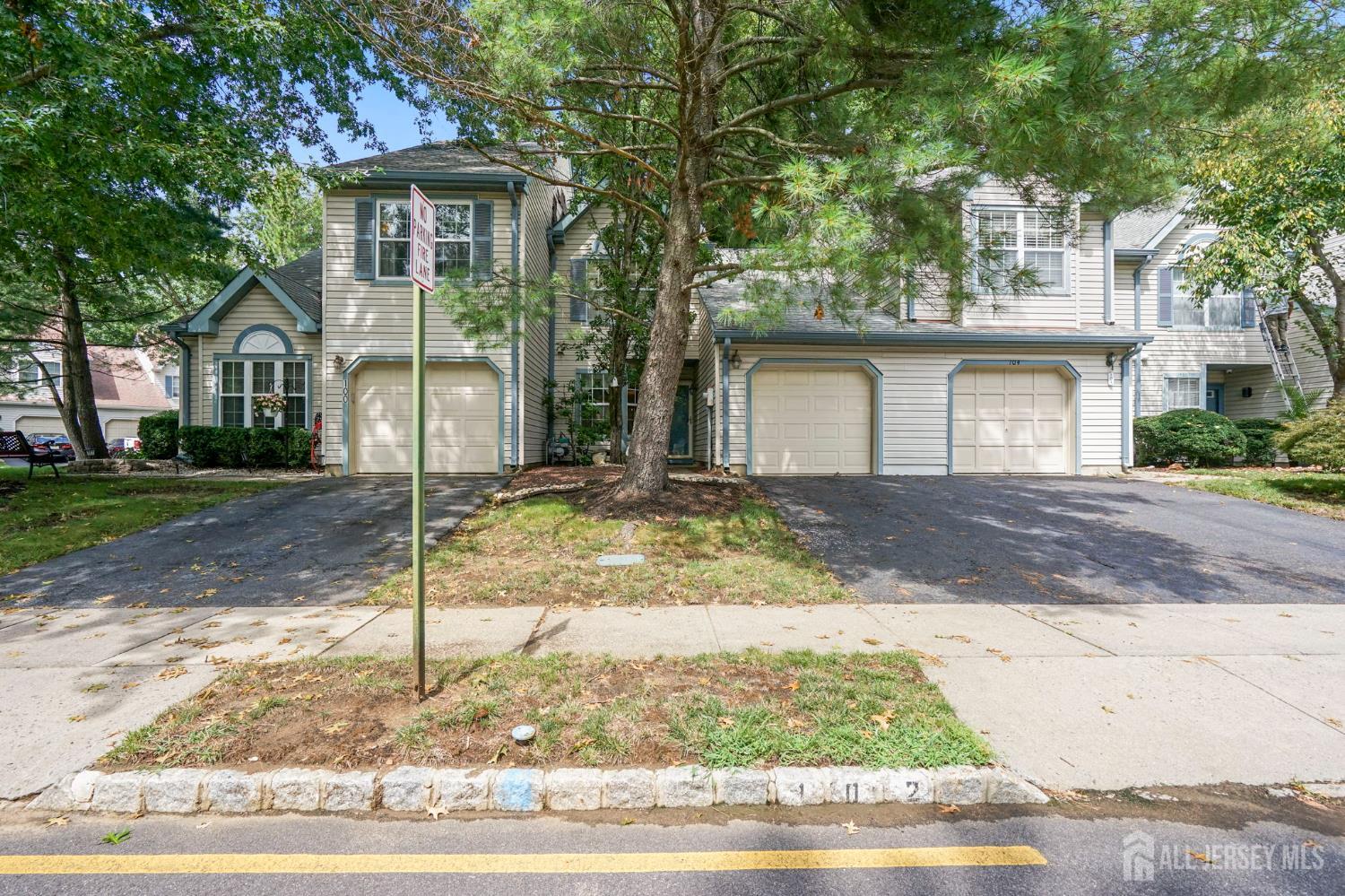 102 Rumford Way Manalapan NJ 07726