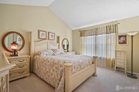 26 Tall Oaks Court Old Bridge NJ 08857