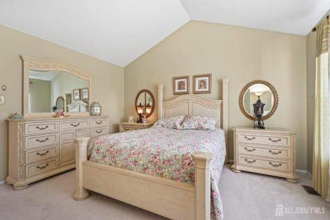 26 Tall Oaks Court Old Bridge NJ 08857