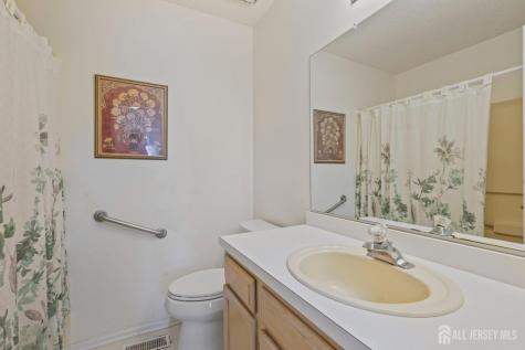 26 Tall Oaks Court Old Bridge NJ 08857