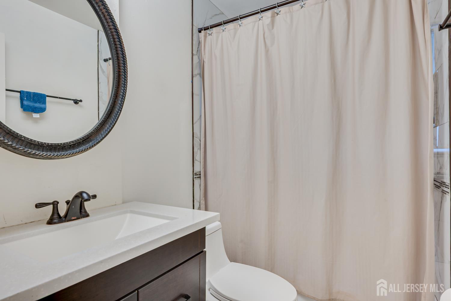 437 Evona Avenue Piscataway NJ 08854