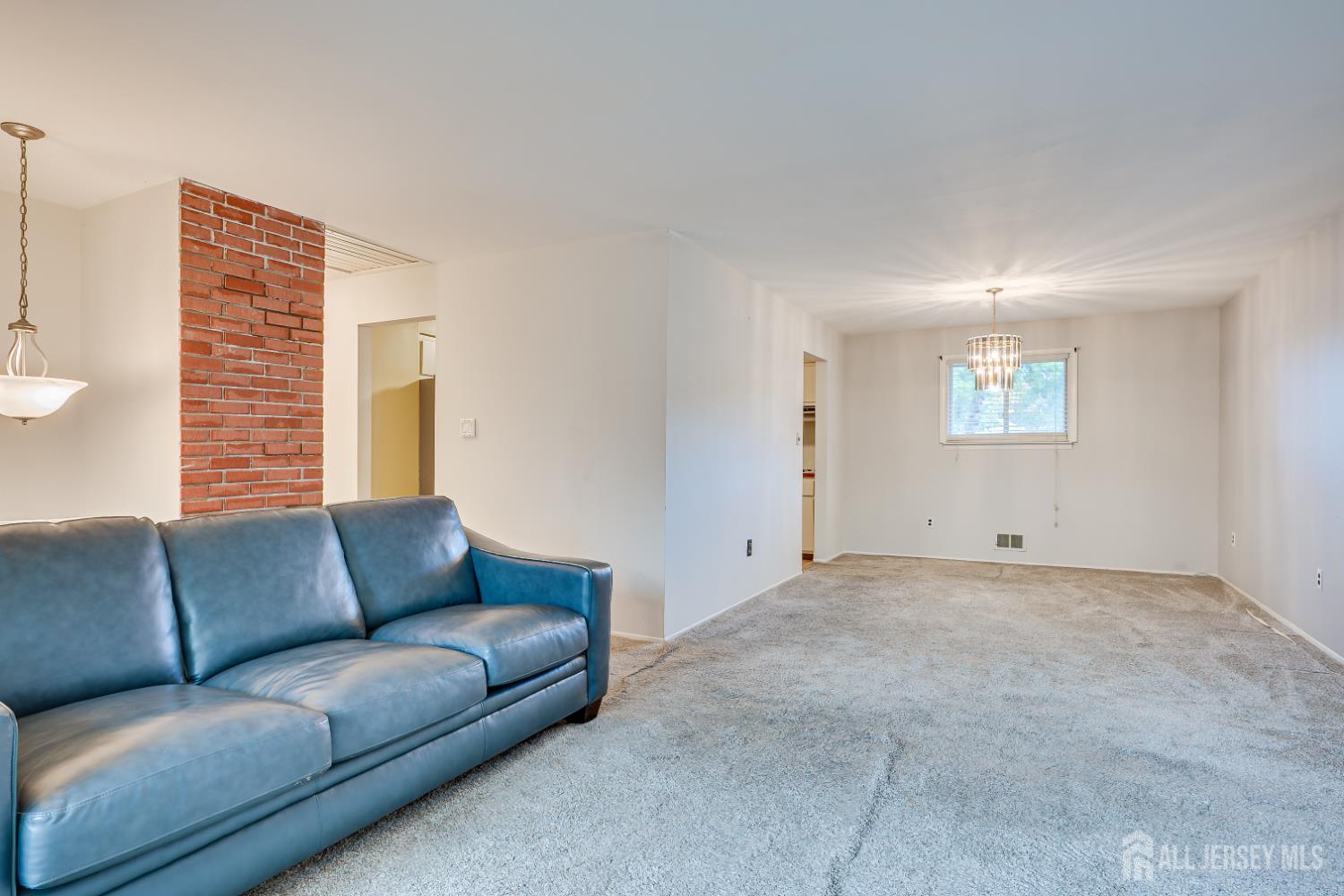 437 Evona Avenue Piscataway NJ 08854
