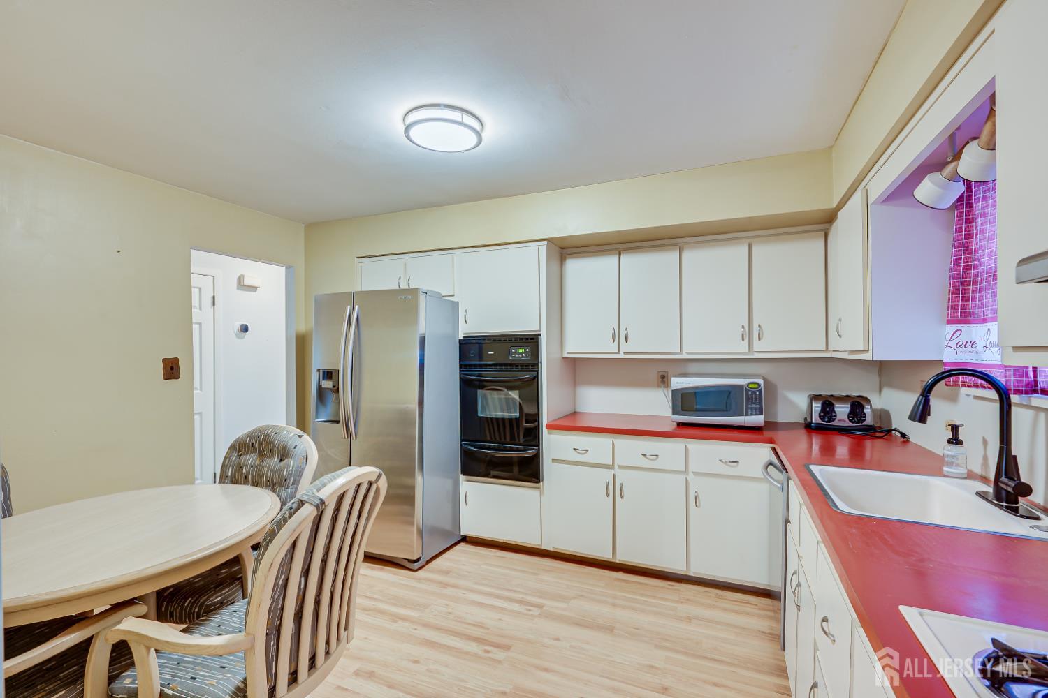 437 Evona Avenue Piscataway NJ 08854