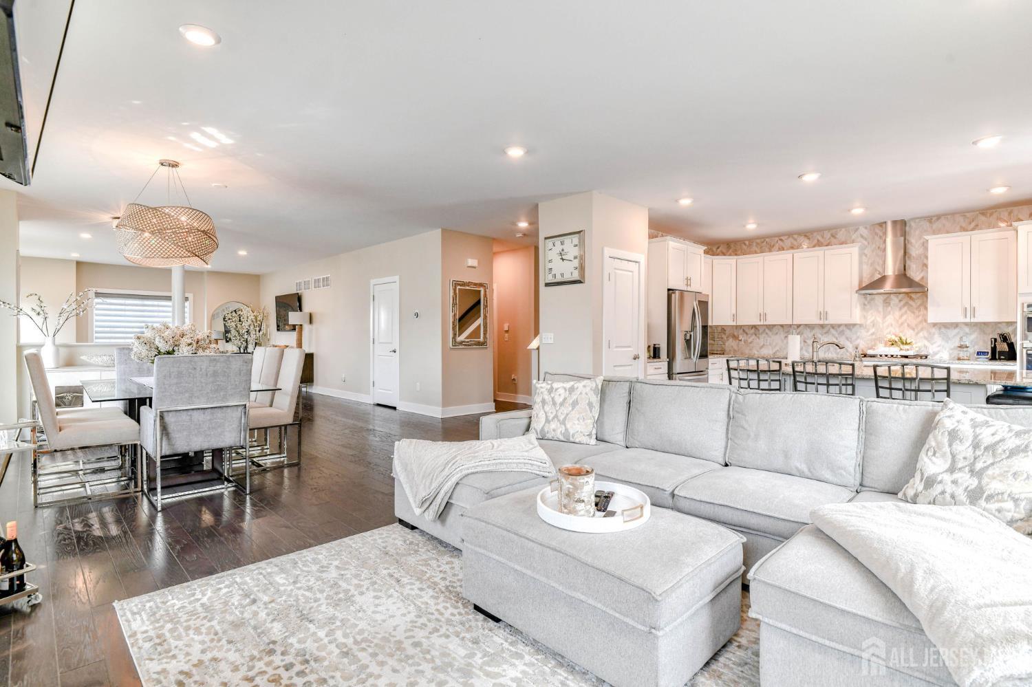 1529 Paxton Lane Monroe NJ 08831