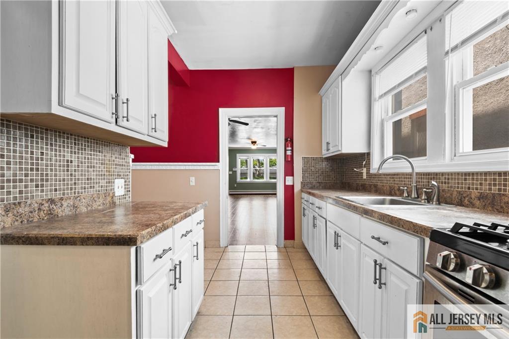 48 Catalpa Avenue Perth Amboy NJ 08861