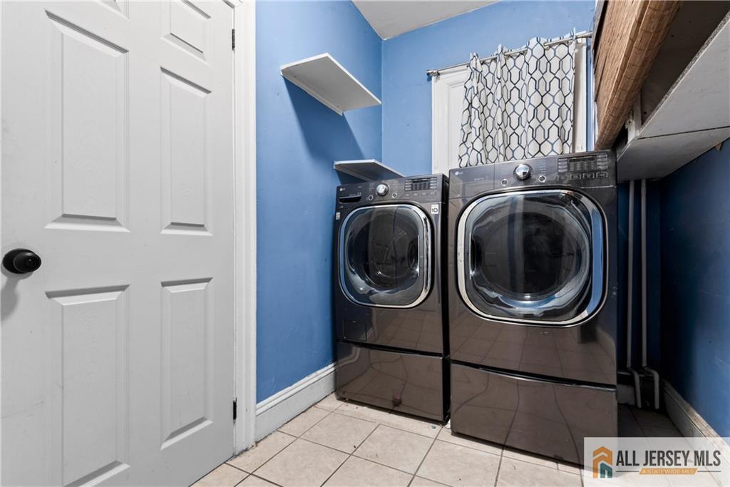 48 Catalpa Avenue Perth Amboy NJ 08861