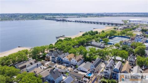 48 Catalpa Avenue Perth Amboy NJ 08861
