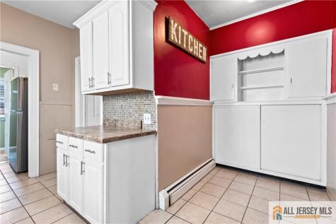 48 Catalpa Avenue Perth Amboy NJ 08861