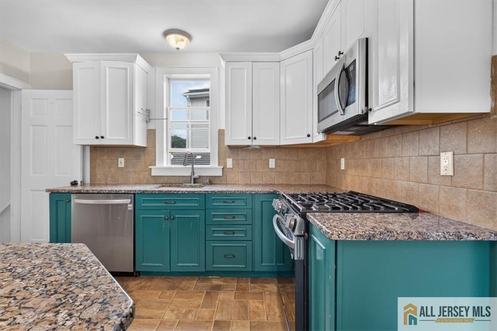 59 Lloyd Street Edison NJ 08817