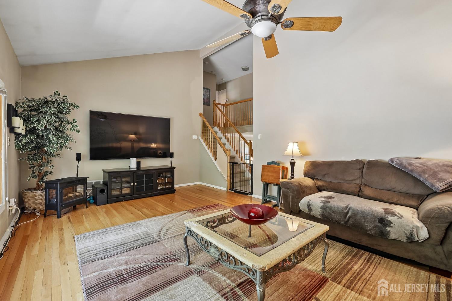 6 Murfield Drive Lincroft NJ 07738