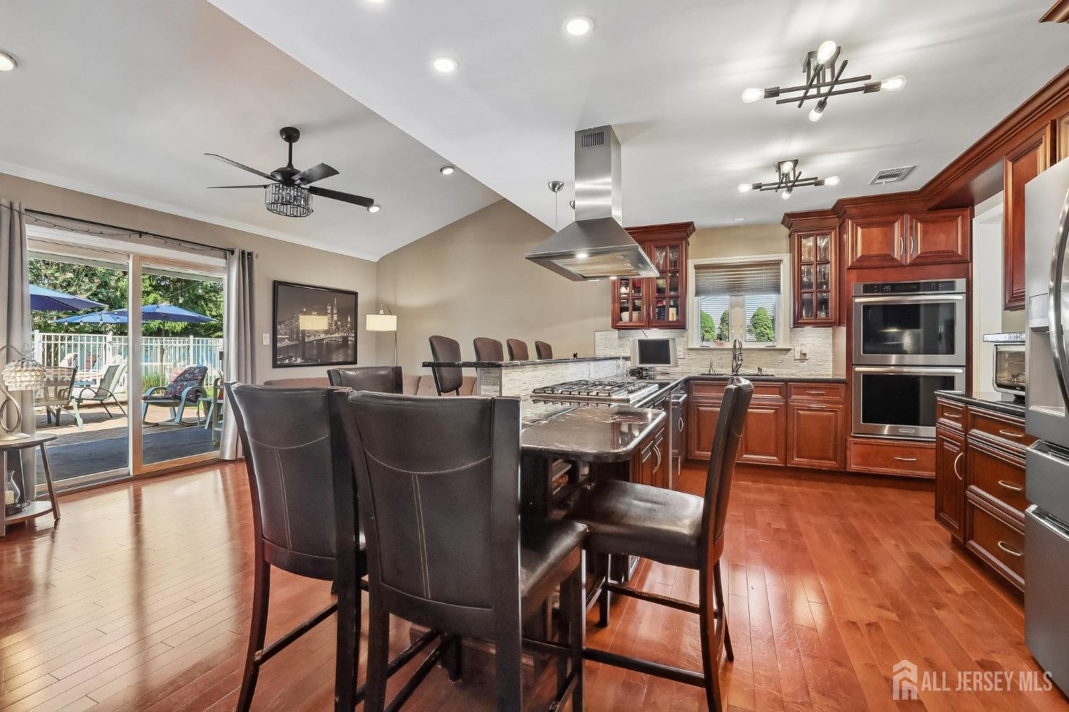 6 Murfield Drive Lincroft NJ 07738