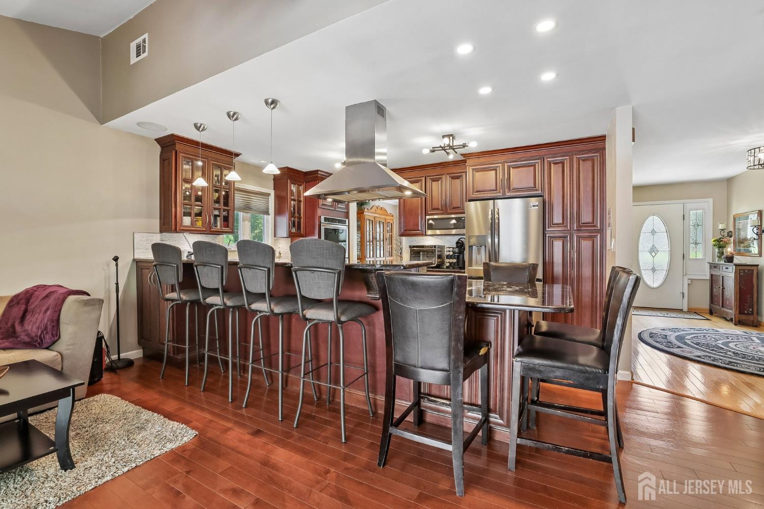 6 Murfield Drive Lincroft NJ 07738