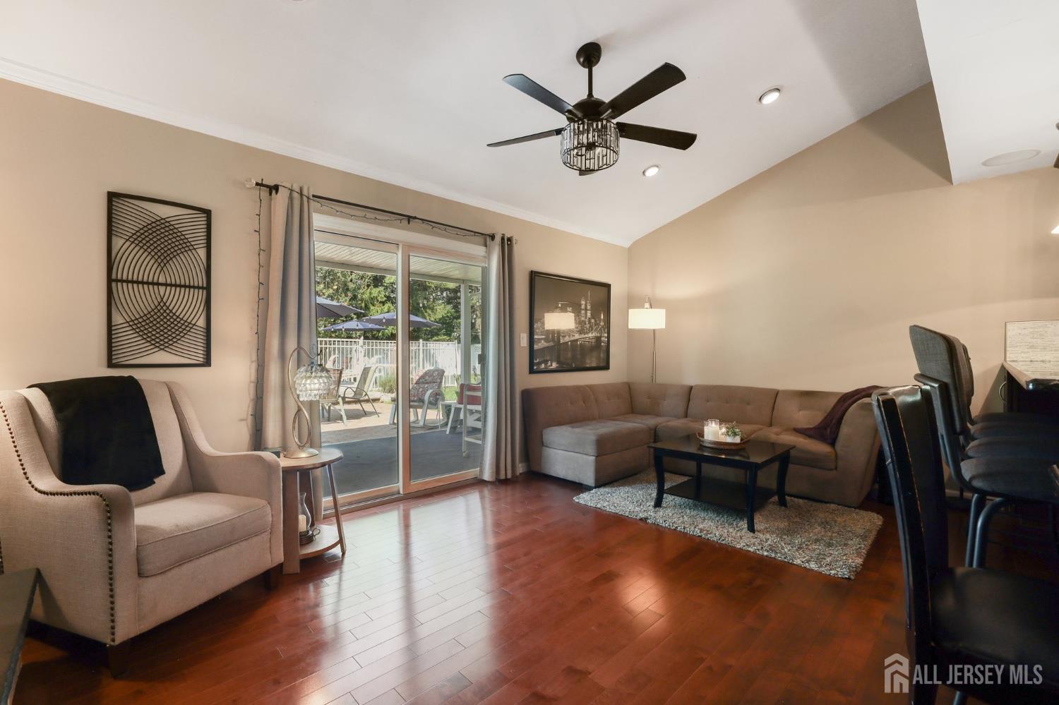 6 Murfield Drive Lincroft NJ 07738