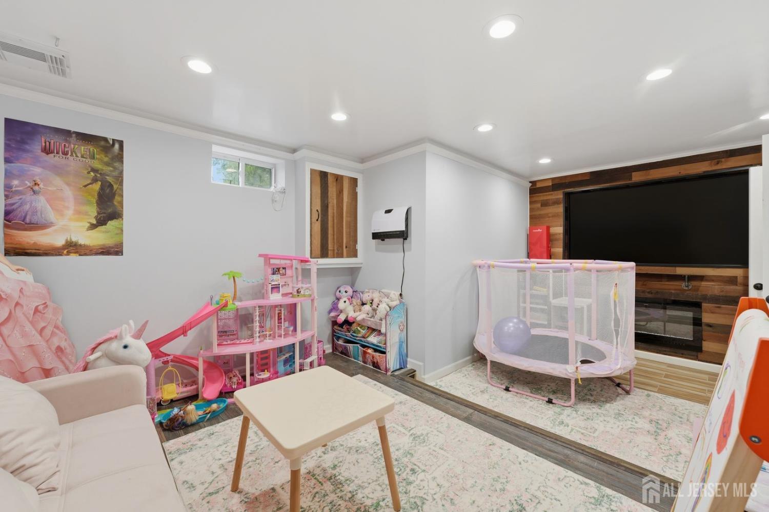 115 Bowne Drive Old Bridge NJ 07747