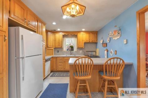 61 Beech Street Fords NJ 08863