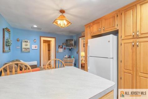 61 Beech Street Fords NJ 08863
