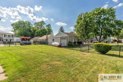 61 Beech Street Fords NJ 08863