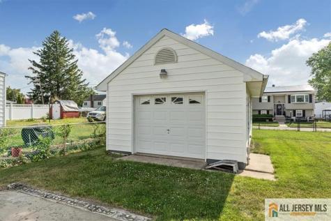 61 Beech Street Fords NJ 08863
