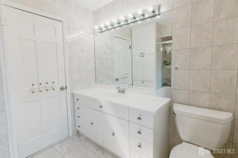 63 Independence Drive East Brunswick NJ 08816