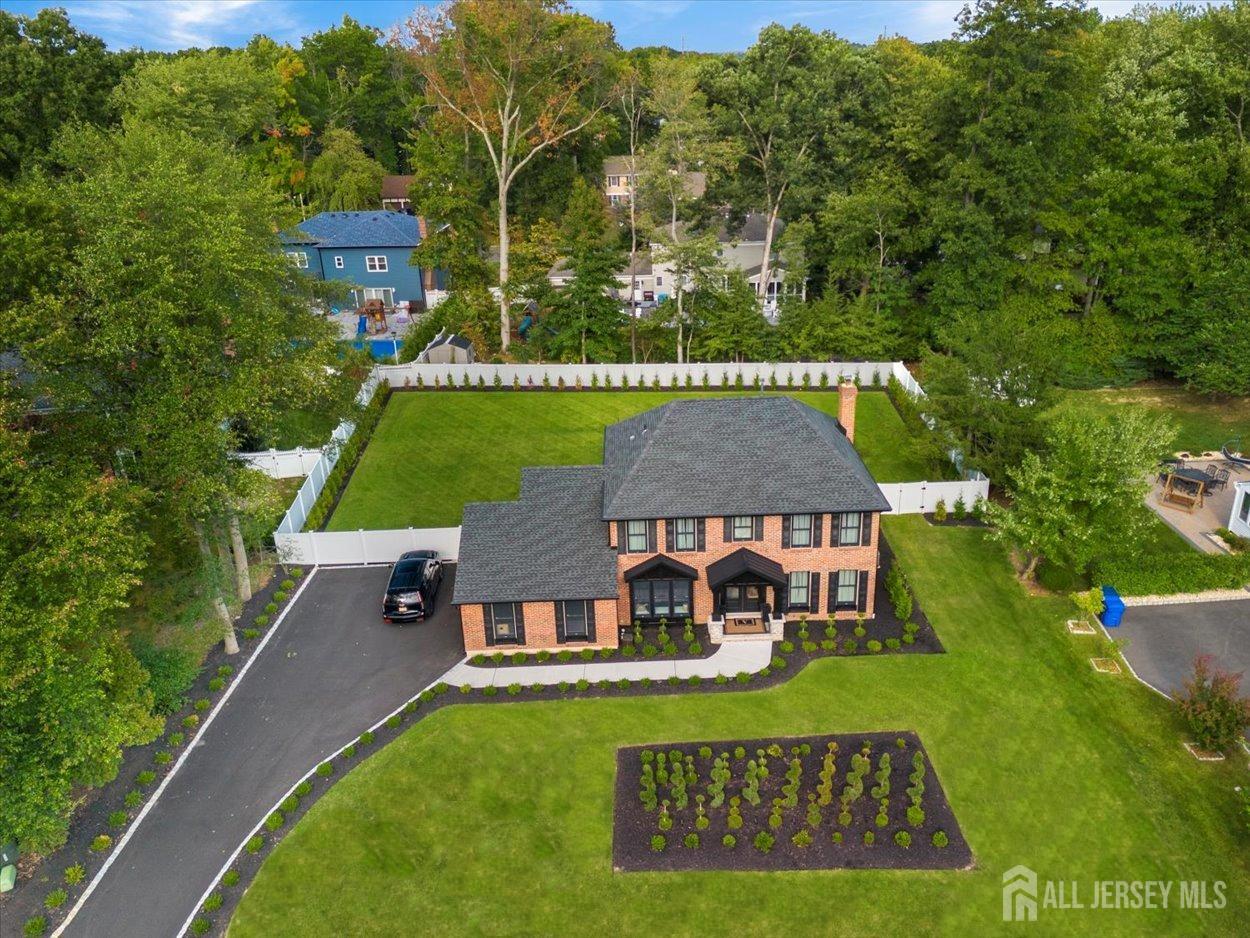 9 Wood Lake Court North Brunswick NJ 08902