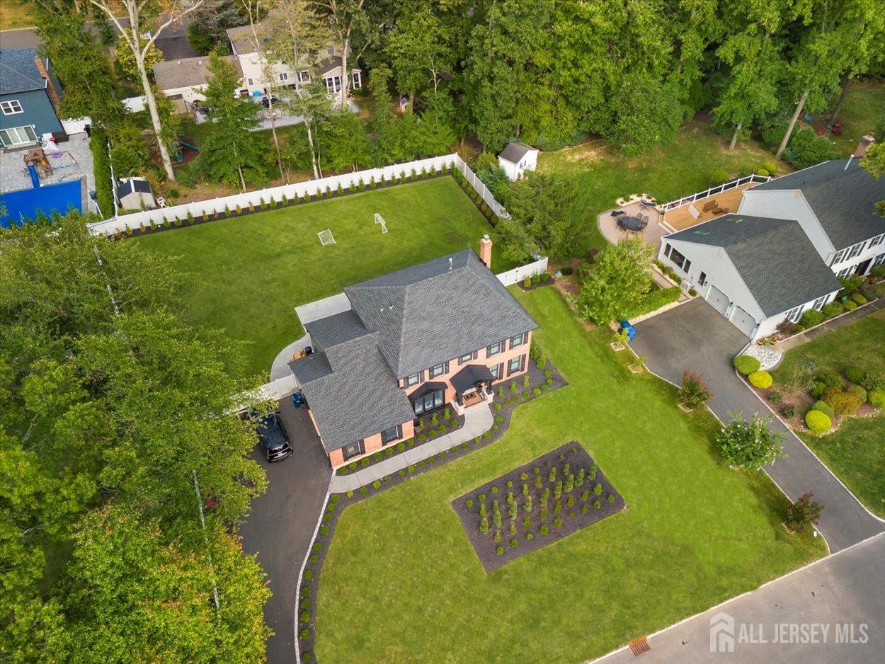 9 Wood Lake Court North Brunswick NJ 08902