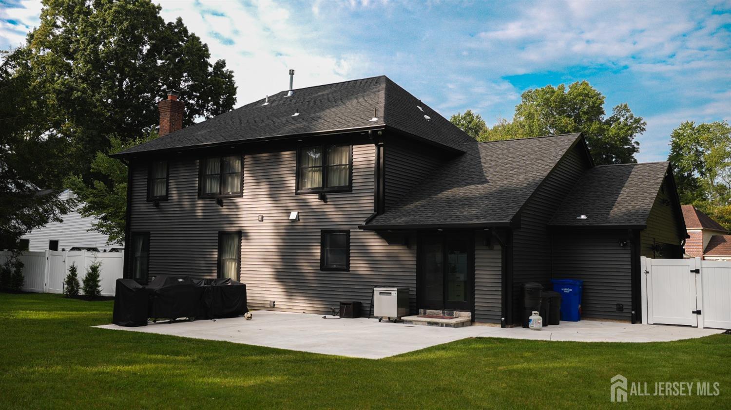 9 Wood Lake Court North Brunswick NJ 08902