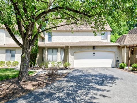 20 Gate House Lane Edison NJ 08820