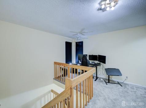 20 Gate House Lane Edison NJ 08820