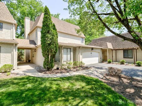 20 Gate House Lane Edison NJ 08820