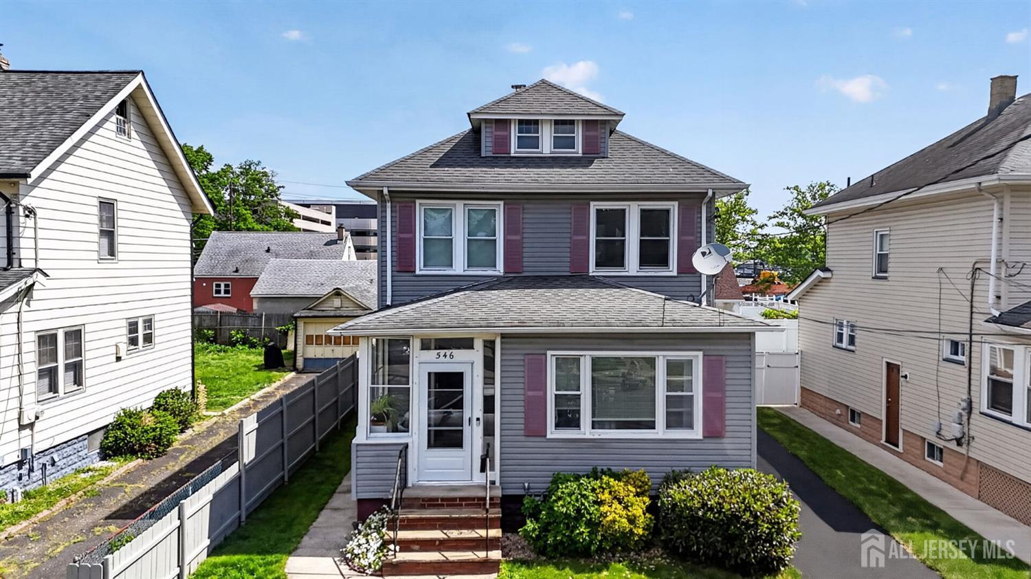 546 Teneyke Place Rahway NJ 07065