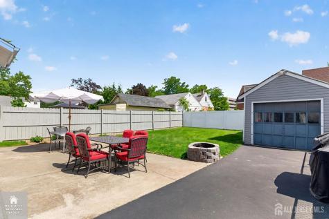 546 Teneyke Place Rahway NJ 07065