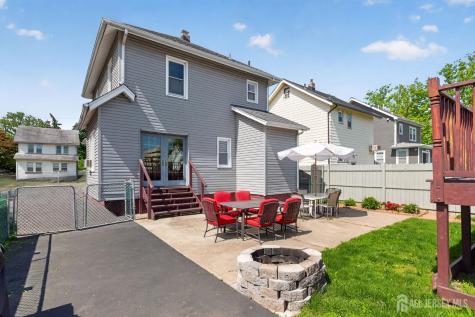546 Teneyke Place Rahway NJ 07065