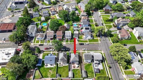 546 Teneyke Place Rahway NJ 07065