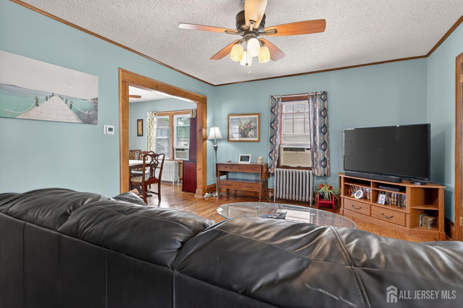 546 Teneyke Place Rahway NJ 07065