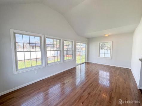 1760 Cedarwood Drive Piscataway NJ 08854
