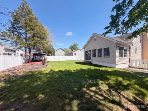 1760 Cedarwood Drive Piscataway NJ 08854