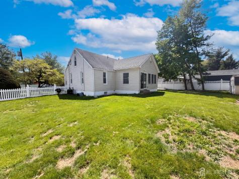 1760 Cedarwood Drive Piscataway NJ 08854