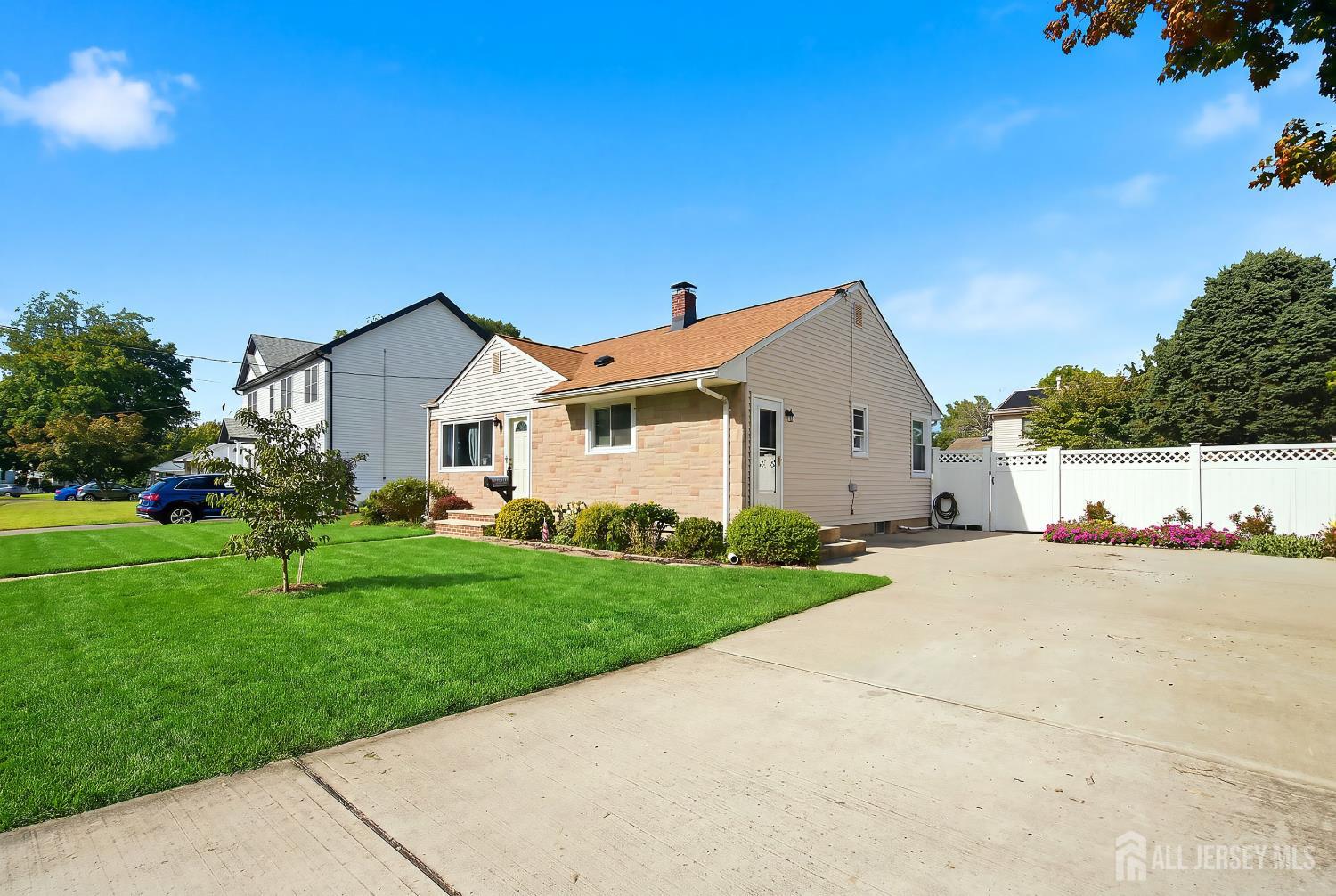 6 Burnham Road East Brunswick NJ 08816