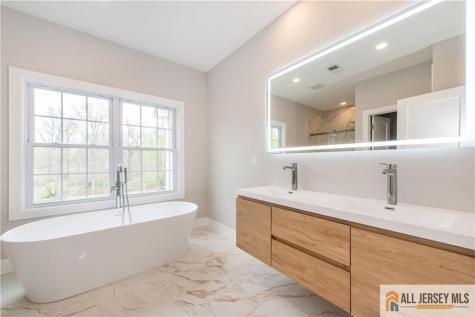 165 Normandy Drive Piscataway NJ 08854