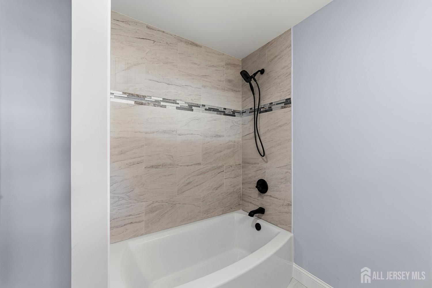 270 Alpine Way Old Bridge NJ 08879