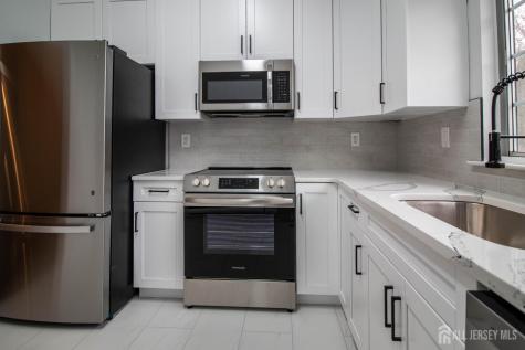 659-B Azalea Plaza Monroe NJ 08831