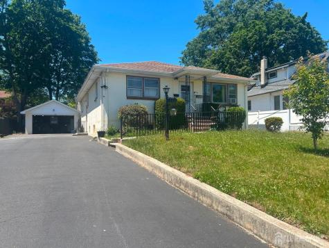 129 Hampton Street Metuchen NJ 08840