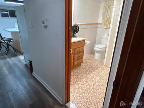 129 Hampton Street Metuchen NJ 08840