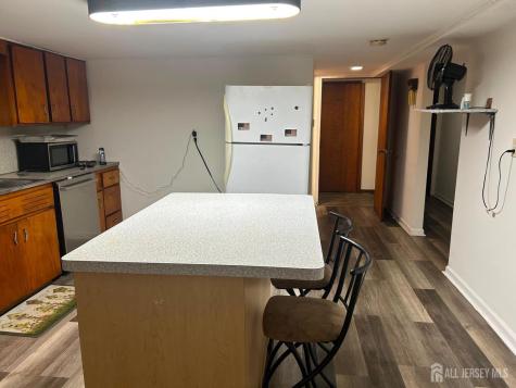 129 Hampton Street Metuchen NJ 08840