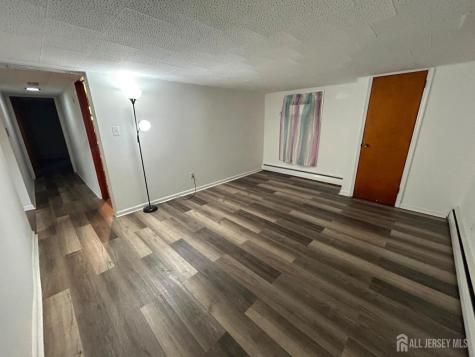 129 Hampton Street Metuchen NJ 08840