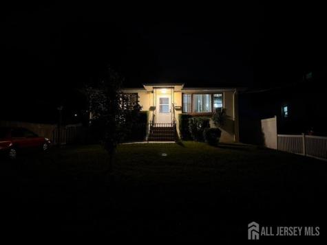 129 Hampton Street Metuchen NJ 08840