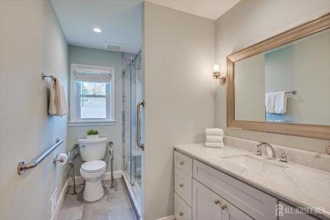 6 Sussex Court Edison NJ 08820